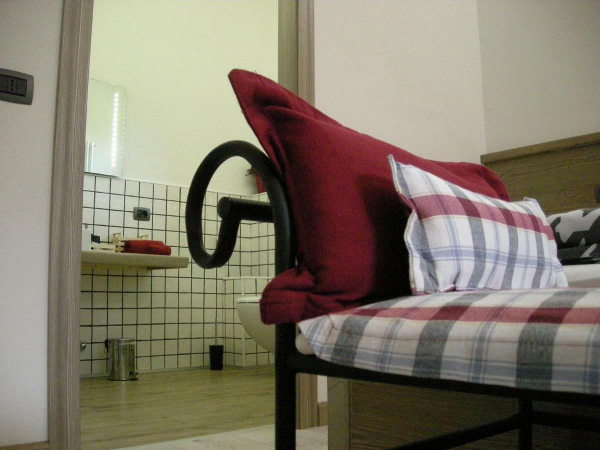 B&B Il Crocevia Тельо Екстериор снимка