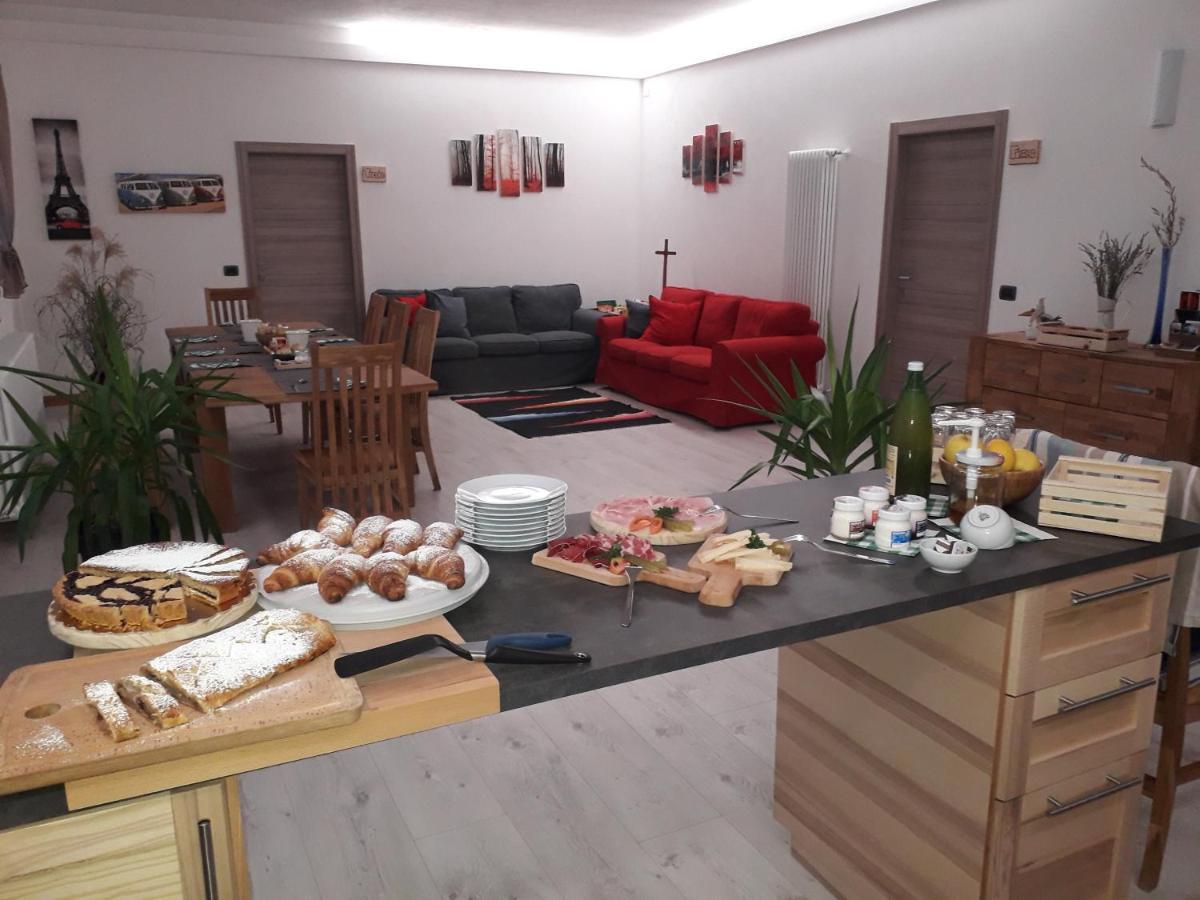 B&B Il Crocevia Тельо Екстериор снимка